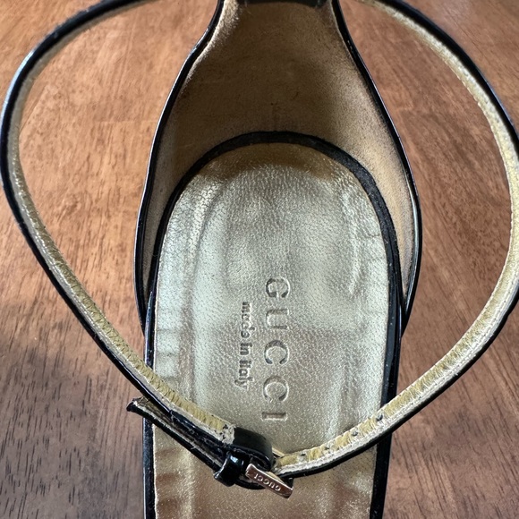 Authentic Gucci Black Patent Siam Ankle Strap Sandals Size 38 - Picture 3 of 6